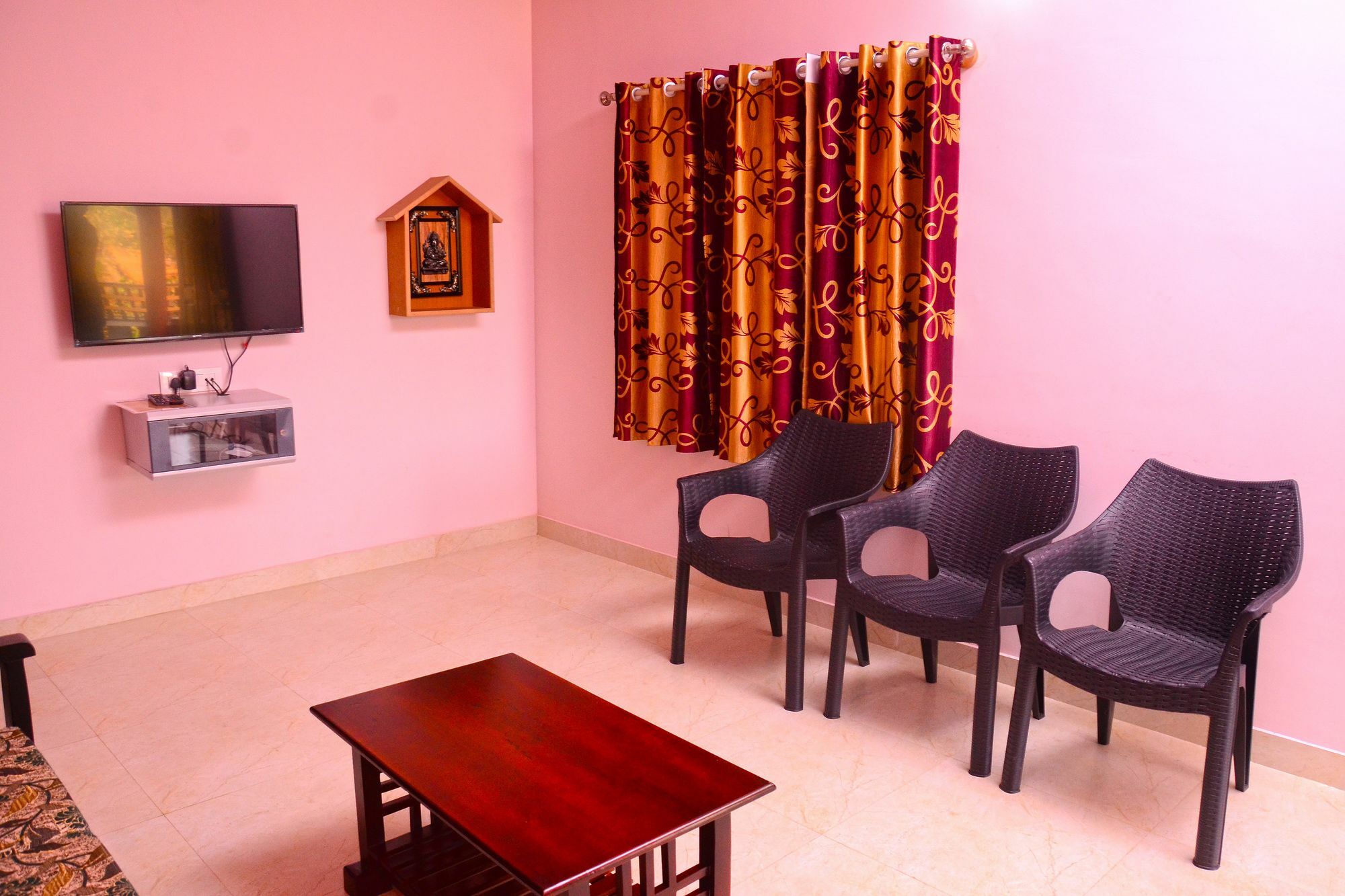 Coorg Girinivas Deluxe Homestay-Wi-Fi Madikeri Dış mekan fotoğraf